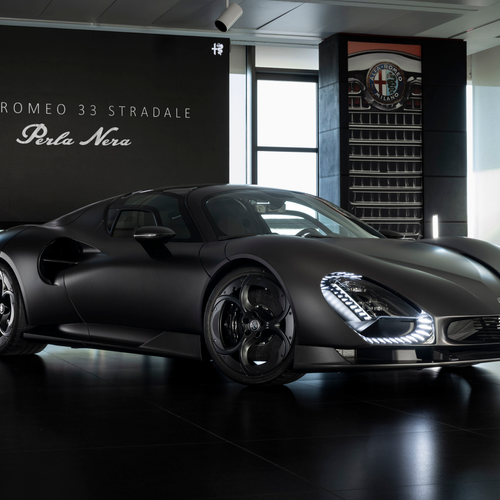 2026 Alfa Romeo 33 Stradale Perla Nera Front View
